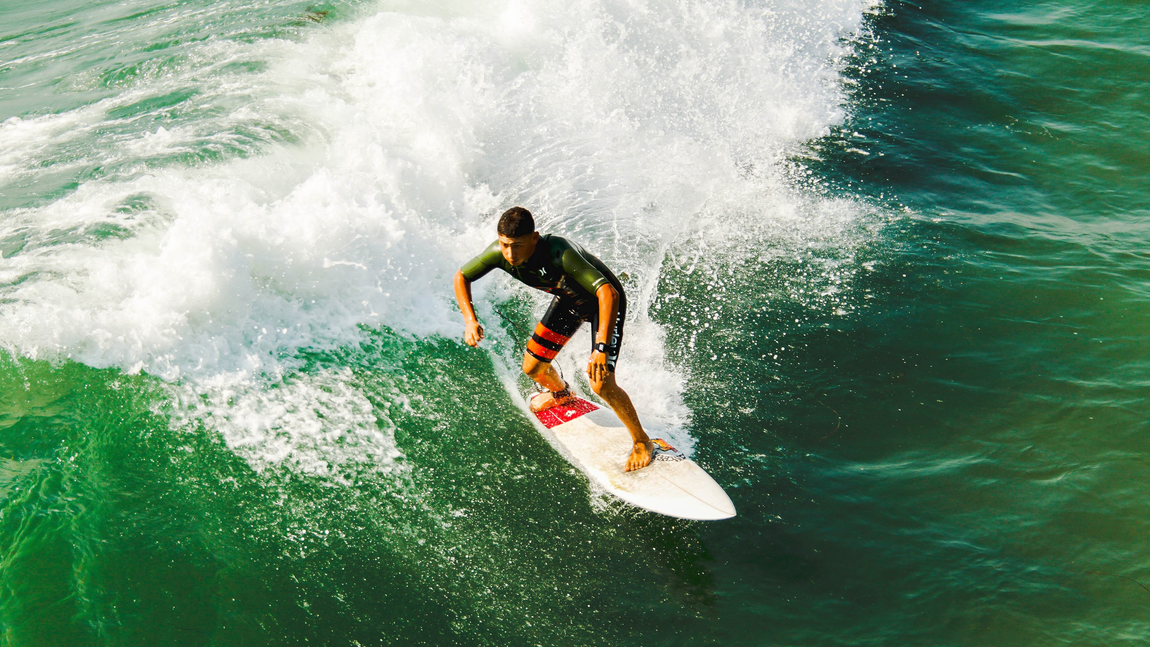 _体育旅游热启动：游览名胜地同时享运动乐趣_，体育旅游十佳精品景区