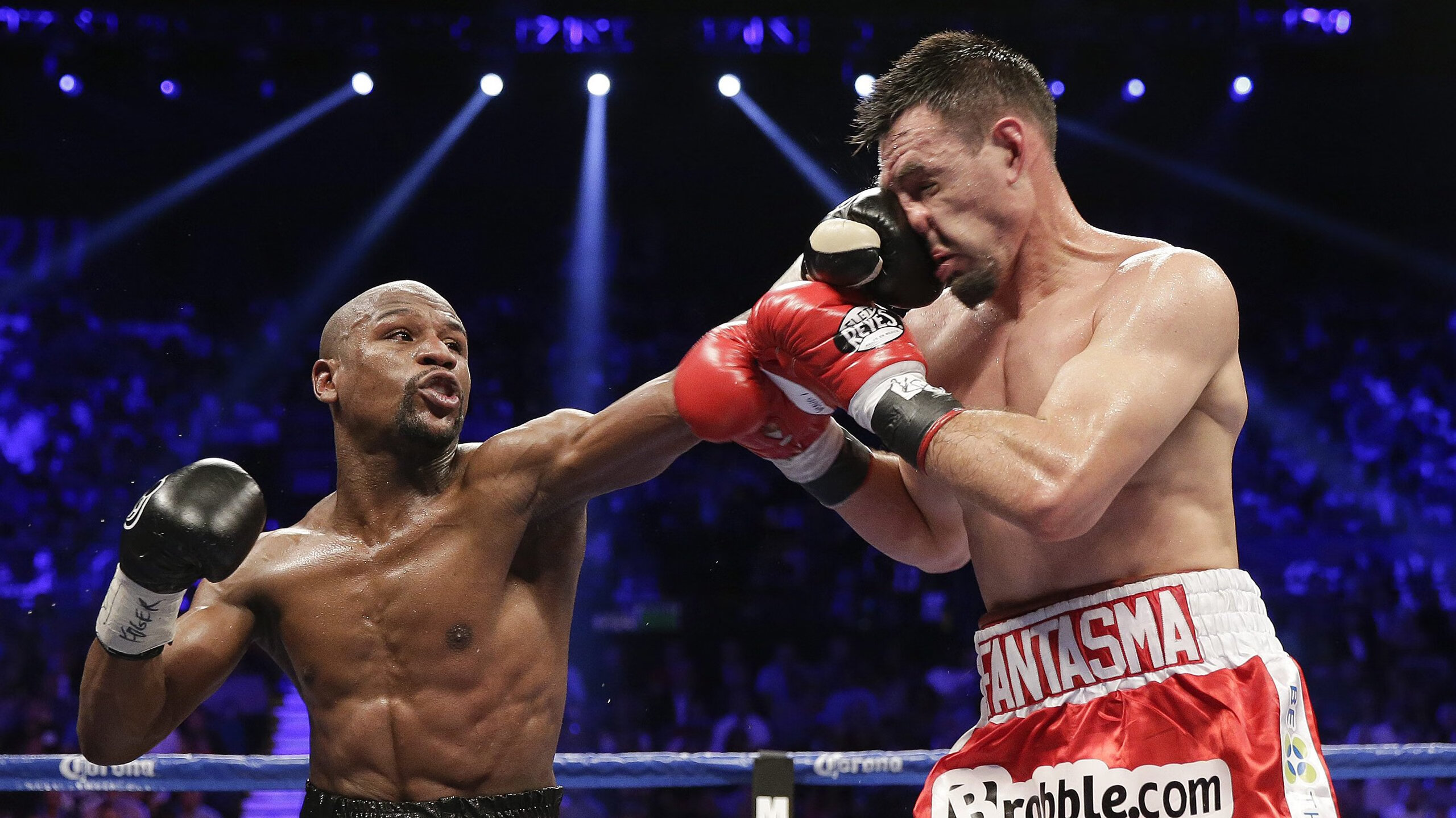 亚洲足坛豪门交手，胜者晋级抢眼，足坛亚洲球员